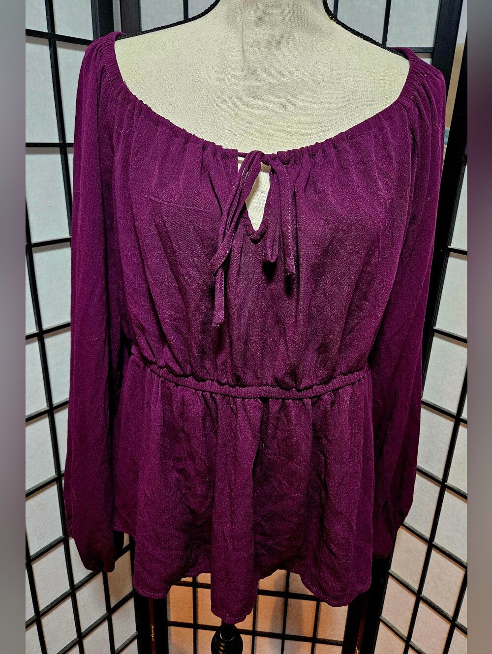 Torrid Size 0/ Large Peplum Plum Long Sleeve Peasant Blouse
